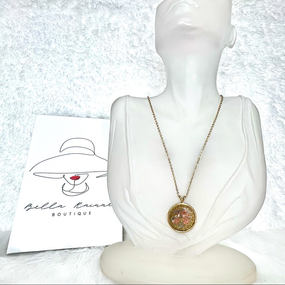 Gold Artistry Vintage Necklace by Amway